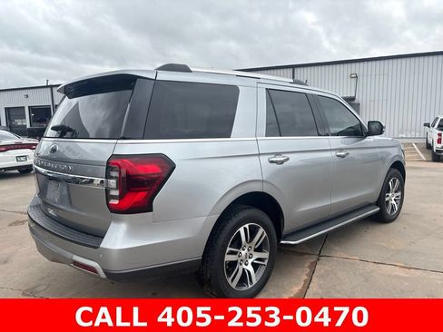 Used 2023 Ford Expedition Limited RWD image 5