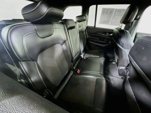 Used 2023 Jeep Grand Cherokee Altitude AWD/4WD image 26