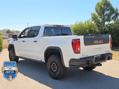 New 2026 GMC Sierra 1500 AT4X AWD/4WD image 3