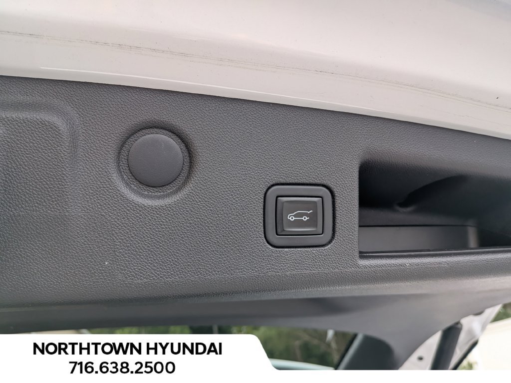 Used 2021 Chevrolet Equinox LT FWD image 32