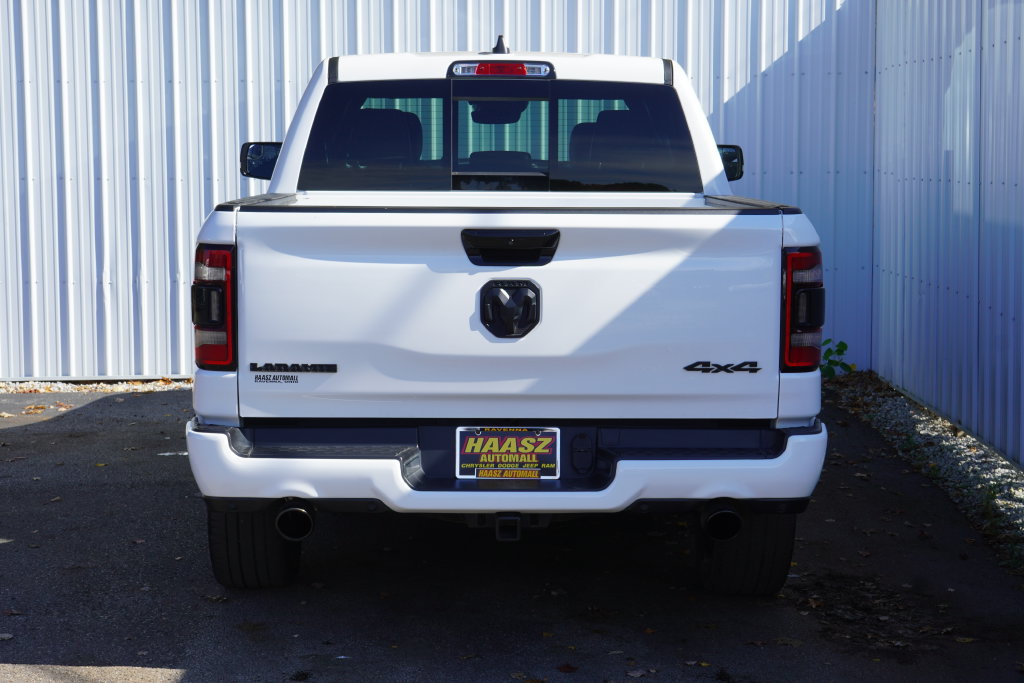 Used 2024 RAM 1500 Laramie AWD/4WD image 5