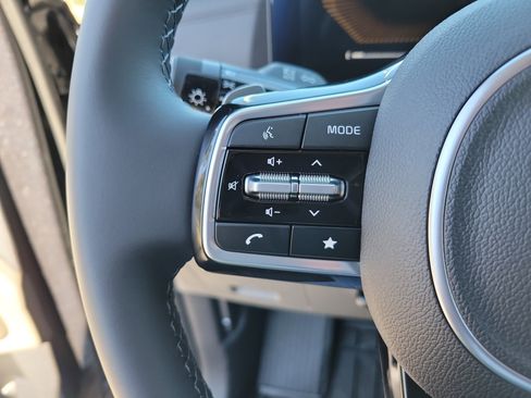 New 2026 Kia Carnival LXS image 15