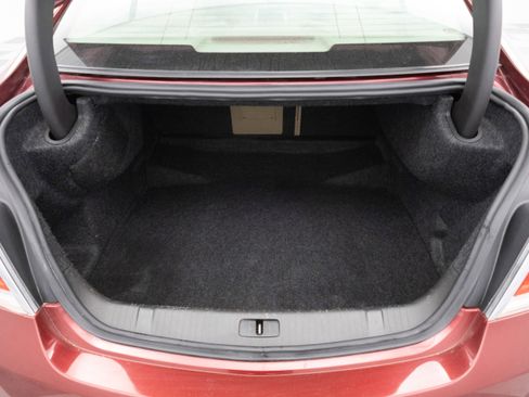 Used 2010 Buick LaCrosse CXL image 10