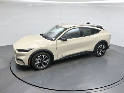 New 2026 Ford Mustang Mach-E Select RWD image 41