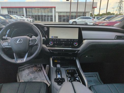 Used 2024 Lexus TX 500h AWD w/ Technology Package image 12