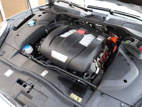 Used 2017 Porsche Cayenne S AWD/4WD image 59
