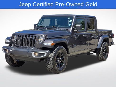 Used 2021 Jeep Gladiator Sport image 2