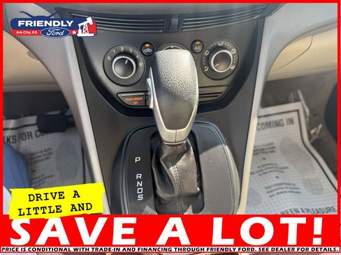 Used 2015 Ford Escape SE image 24