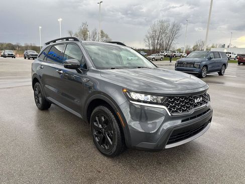 Used 2022 Kia Sorento S w/ Panoramic Sunroof Package AWD/4WD image 10