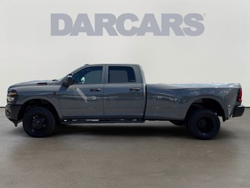 New 2026 RAM 3500 Tradesman AWD/4WD image 4
