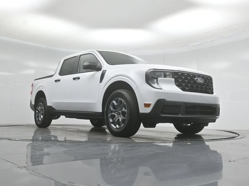 New 2026 Ford Maverick XLT FWD image 42
