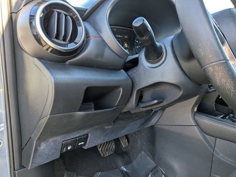 Used 2022 Nissan Kicks SR image 17