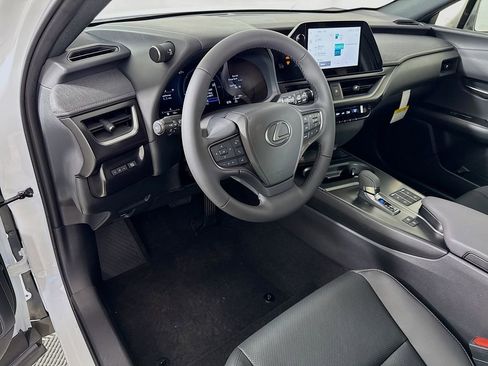 New 2025 Lexus UX 300h FWD image 9