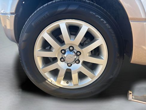 Used 2013 Ford Expedition EL King Ranch image 19