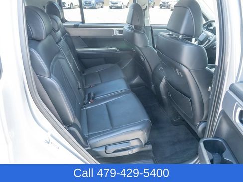 Used 2024 Hyundai Santa Fe SEL FWD image 43