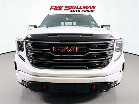 Used 2025 GMC Sierra 1500 AT4 w/ AT4 Premium Package image 2