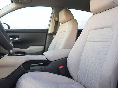 New 2026 Honda HR-V LX image 11