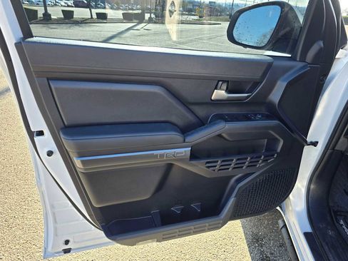 Certified 2025 Toyota Tacoma TRD Sport w/ TRD Sport Premium Package image 23