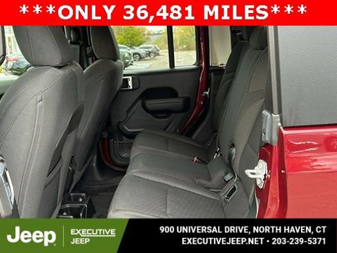 Certified 2022 Jeep Gladiator Willys image 22