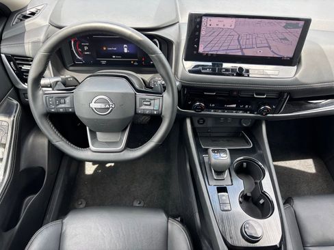 Used 2026 Nissan Rogue SL AWD/4WD image 17