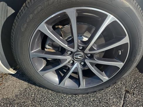 Certified 2018 Acura TLX V6 FWD image 10