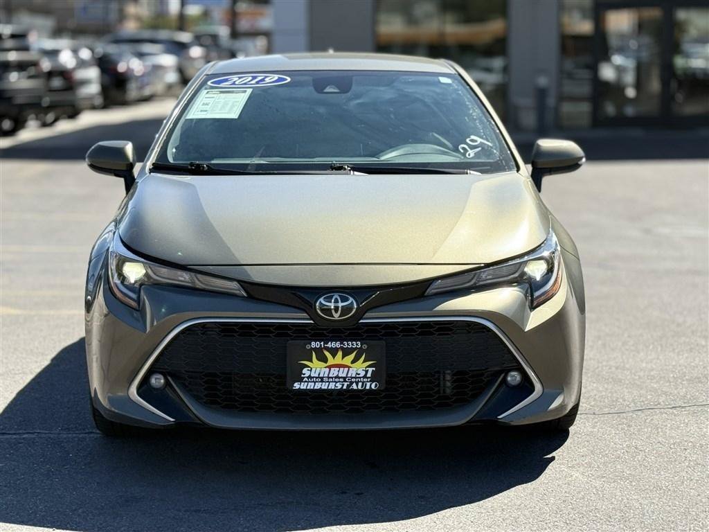 Used 2019 Toyota Corolla XSE FWD image 2