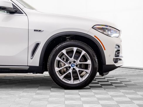 Used 2023 BMW X5 xDrive45e w/ Climate Comfort Package image 33