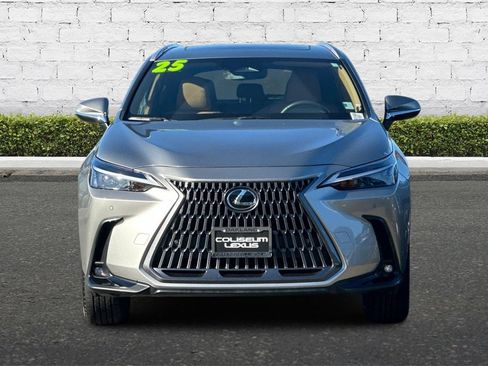 Used 2025 Lexus NX 250 FWD w/ Premium Package image 9