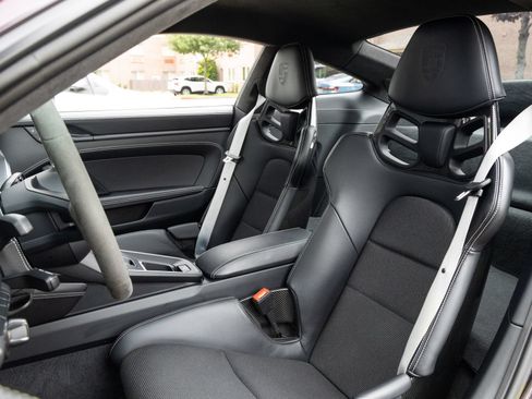 Certified 2022 Porsche 911 GT3 RWD image 4