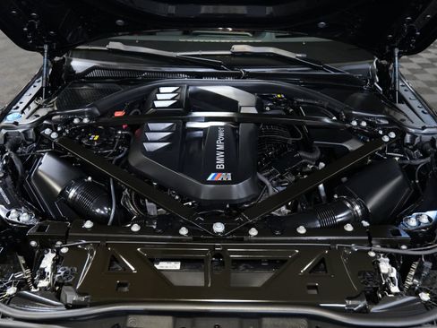 Used 2022 BMW M4 Competition w/ M Carbon Exterior Package RWD image 44