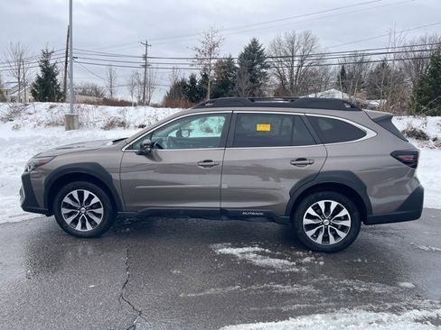 Used 2024 Subaru Outback Limited image 15