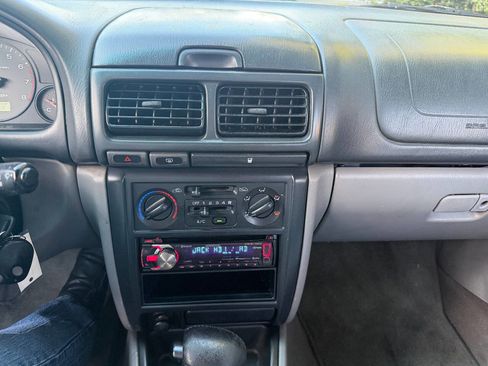 Used 2001 Subaru Forester S image 28