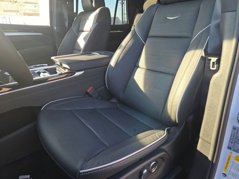 New 2026 Cadillac Escalade Sport w/ Touring Package image 28