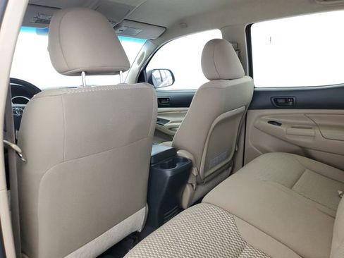 Used 2013 Toyota Tacoma PreRunner w/ SR5 Pkg image 12