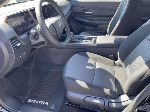 New 2026 Nissan Sentra SV w/ SV Convenience Package FWD image 20