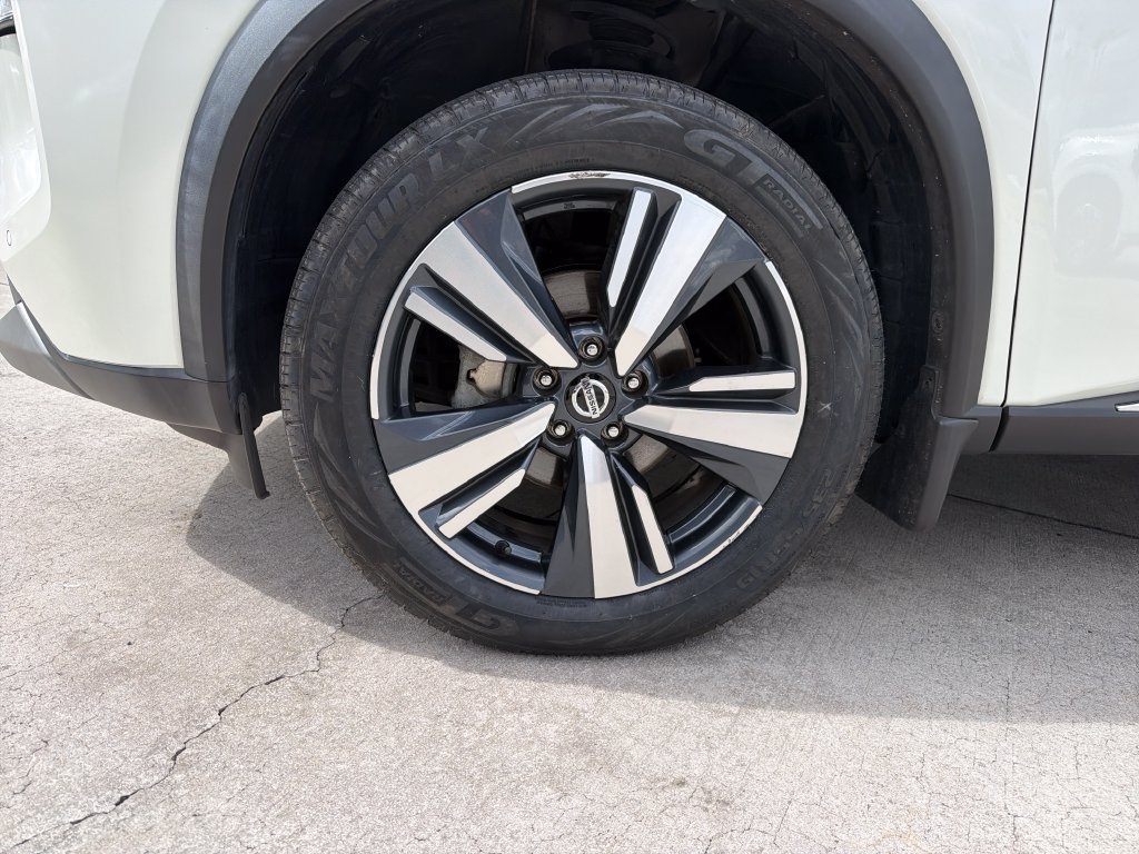Used 2021 Nissan Rogue SL w/ Premium Package FWD image 12