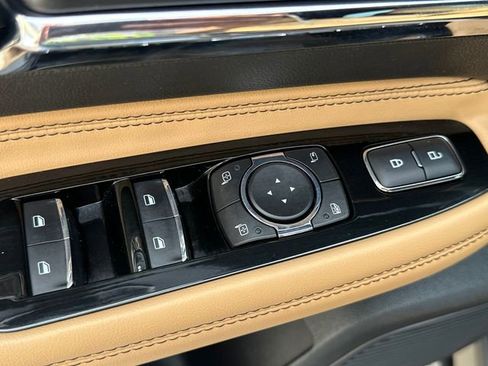 Used 2022 Lincoln Corsair Reserve w/ Elements Package image 23