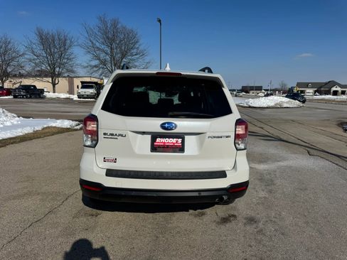 Used 2018 Subaru Forester 2.5i Touring w/ Popular Package #2 AWD/4WD image 6