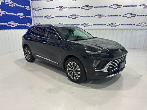 Used 2024 Buick Envision Preferred AWD/4WD image 8