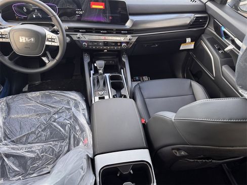 New 2025 Kia Telluride S image 26