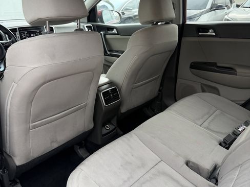 Used 2019 Kia Sportage LX FWD image 21