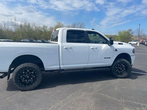 Used 2023 RAM 2500 Big Horn w/ Night Edition AWD/4WD image 5