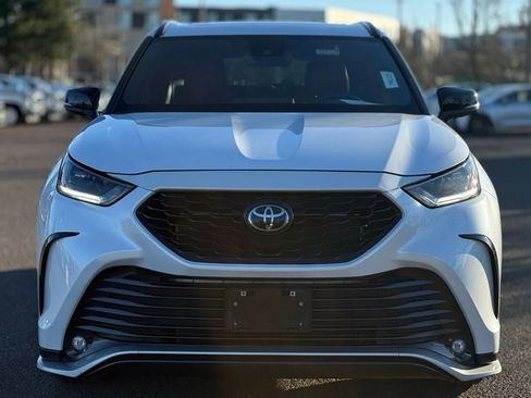 Used 2023 Toyota Highlander XSE image 8