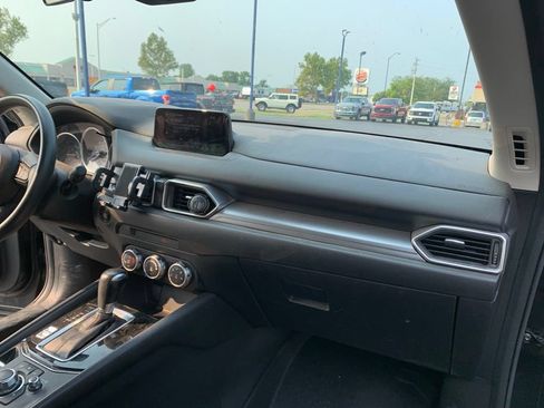 Used 2017 MAZDA CX-5 Sport AWD/4WD image 24
