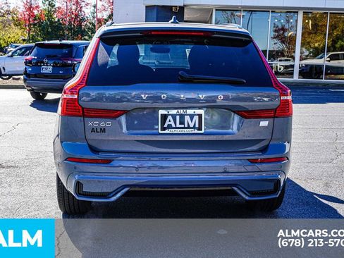 Used 2024 Volvo XC60 T8 Plus w/ Climate Package image 10
