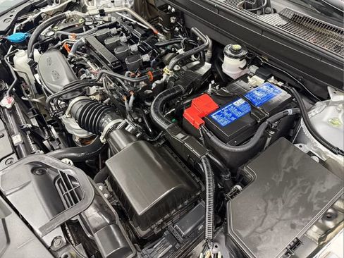 Certified 2025 Honda Accord SE image 11
