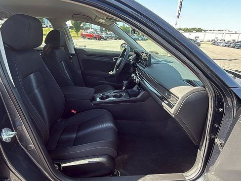 Used 2023 Honda Civic LX image 17