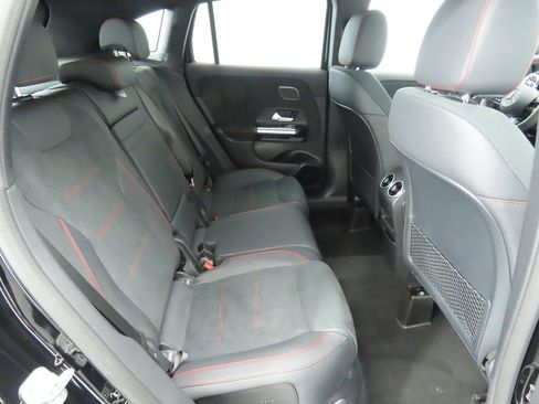 Certified 2025 Mercedes-Benz GLA 250 image 22