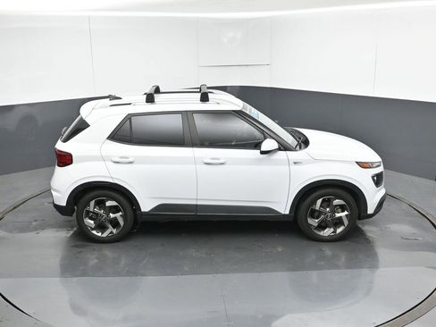 Used 2021 Hyundai Venue SEL w/ Cargo Package image 52