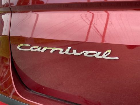 Used 2022 Kia Carnival SX FWD image 14